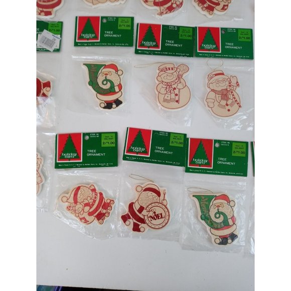 Vintage Lot Of 18 Holiday Trim Foam Tree Ornament Santa Snowman 2 7/8" - Picture 6 of 8